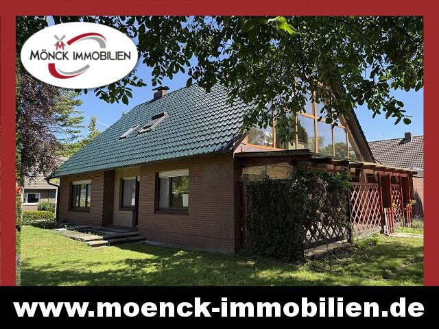 Wohnhaus in idyllischer Lage mit Doppelgarage und Fitnessräumen im Keller Wohnhaus in idyllischer Lage mit Doppelgarage und Fitnessräumen im Keller