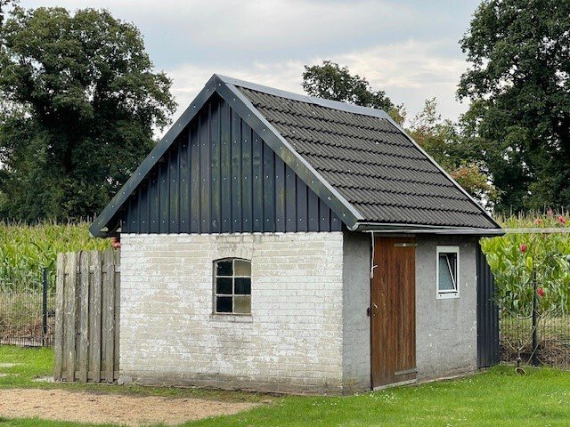 Ehemaliges Backhaus, jetzt Geräteraum